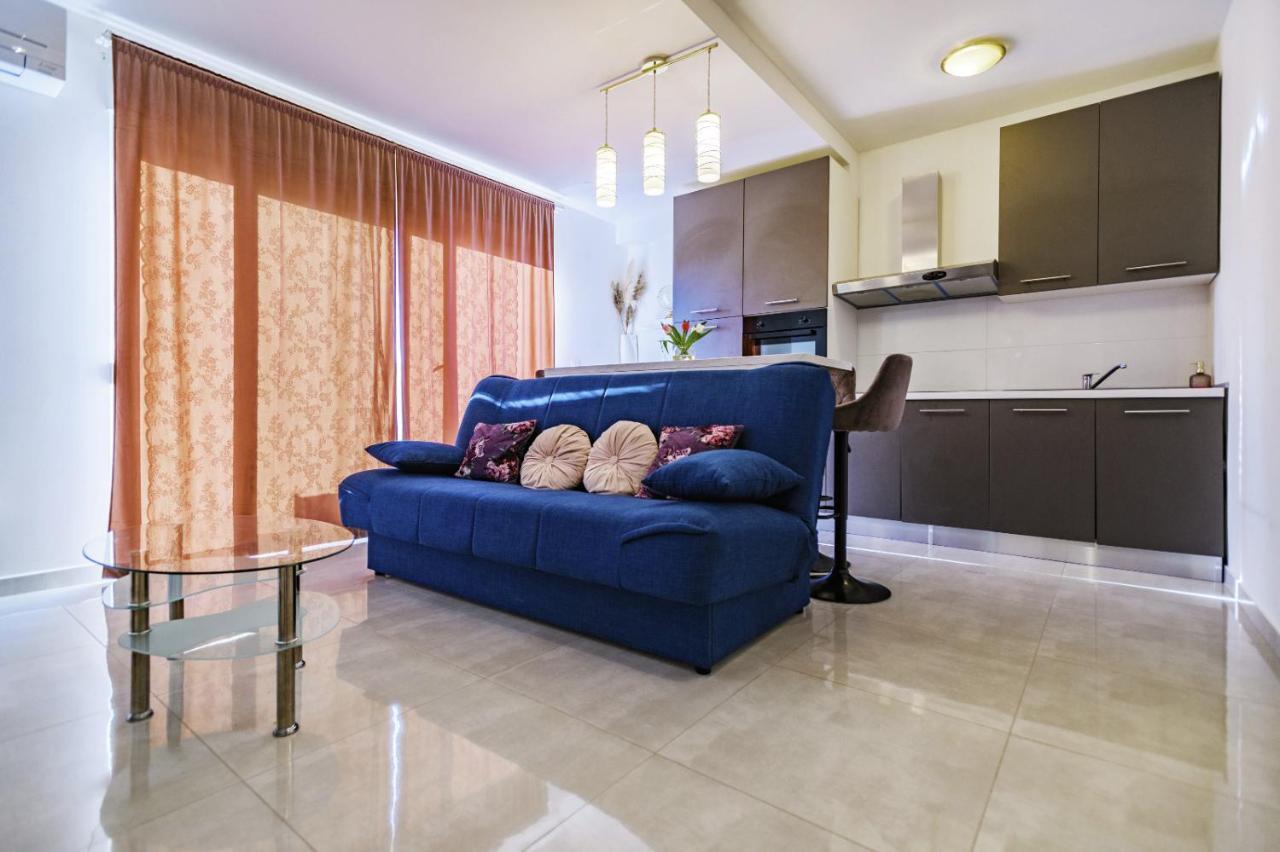 Holiday Apartment Zadar - With Summer Balcony And Parking Екстериор снимка