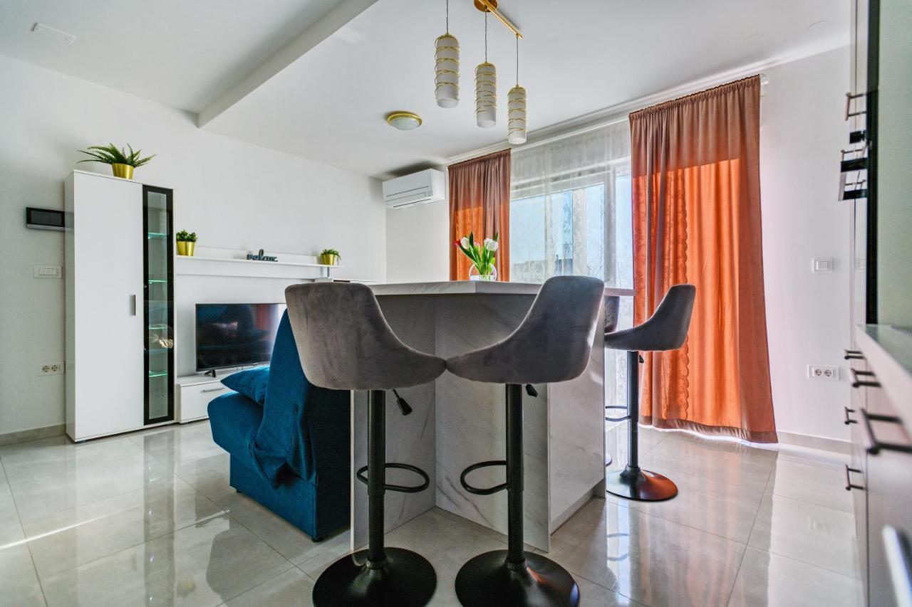 Holiday Apartment Zadar - With Summer Balcony And Parking Екстериор снимка