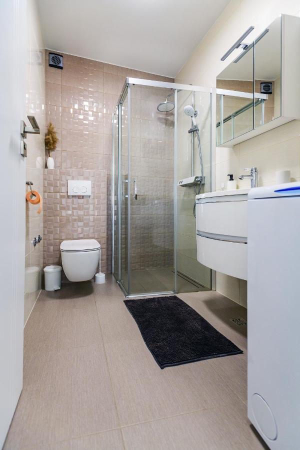 Holiday Apartment Zadar - With Summer Balcony And Parking Екстериор снимка